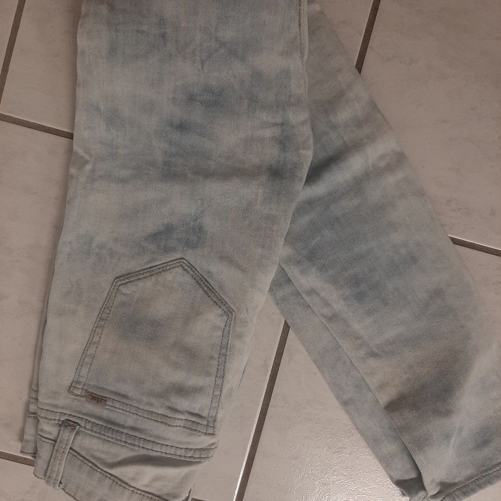 Rw&co light blue and white Jean, skinny fit Size 26 some stretch